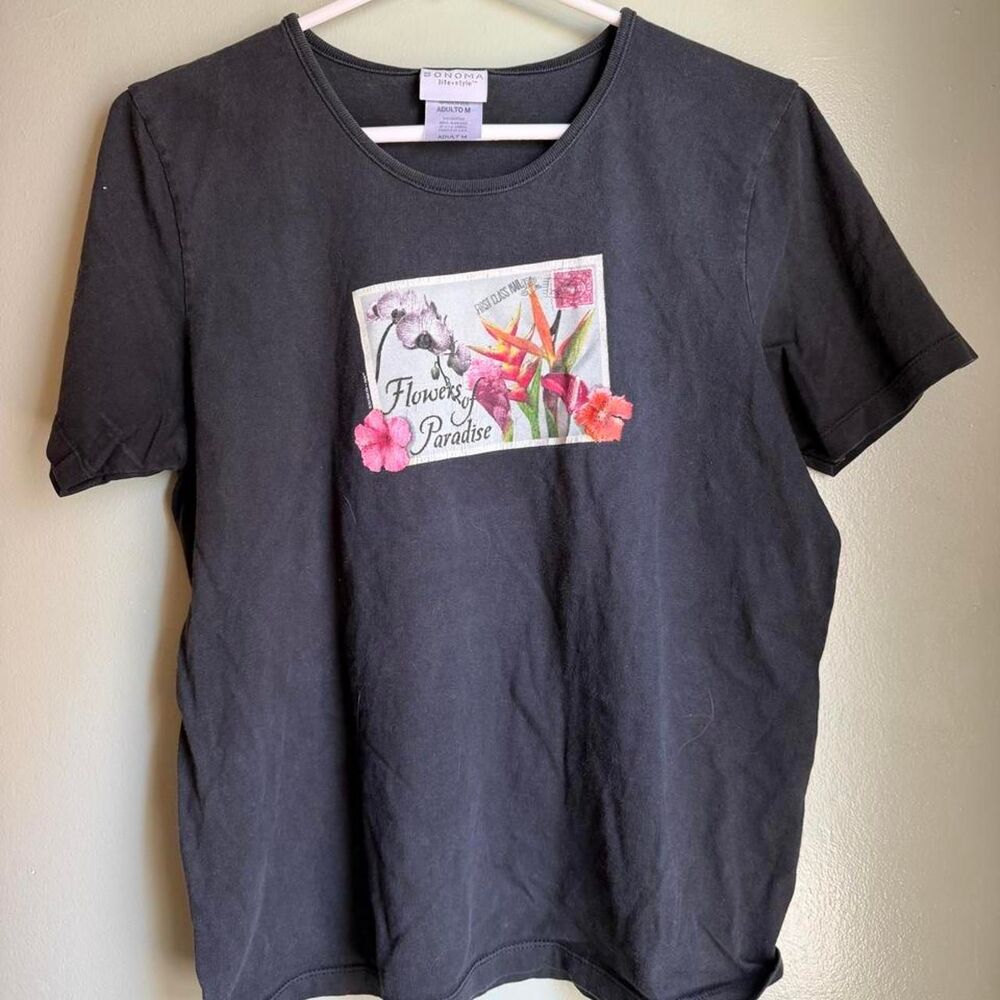Sonoma-goods-for-life Women's Black and Grey T-shirt